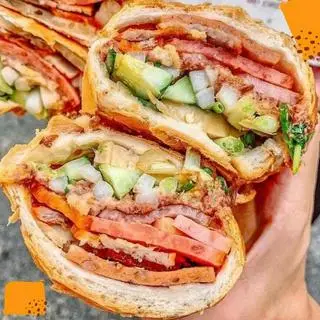 Hình ảnh Bánh mì thập cẩm đặc biệt