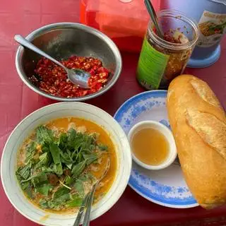 Hình ảnh Phá lấu bánh mì