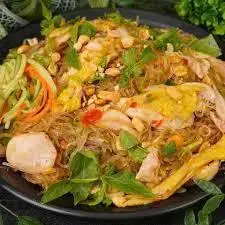 Hình ảnh Miến trộn gà xé