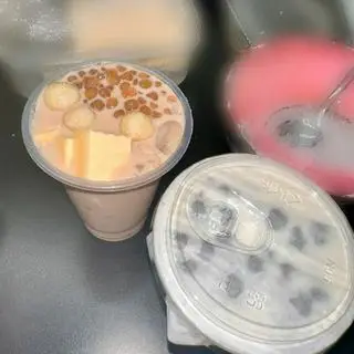 Hình ảnh Trà sữa full topping - size L
