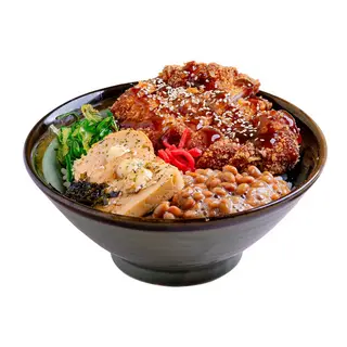 Hình ảnh Cơm natto heo chiên xù trứng cuộn