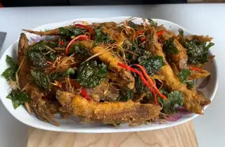 Hình ảnh Trạch nhỏ chiên giòn lá lốt