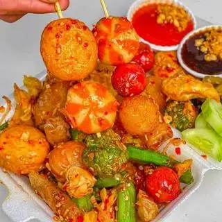 Hình ảnh Combo cá viên chiên sốt mắm tỏi - lớn
