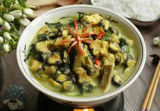 Hình ảnh Ốc nấu chuối đậu
