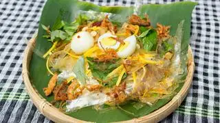 Hình ảnh Bánh trộn khô gà