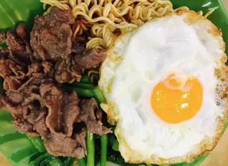 Hình ảnh Mì xào bò