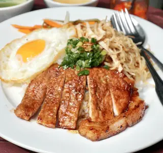 Hình ảnh Cơm sườn - ốp la
