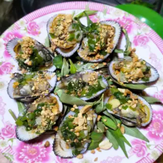 Hình ảnh Sò lông nướng mỡ hành