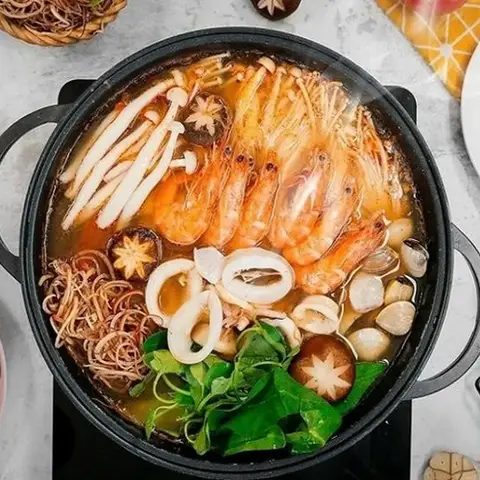 Hình ảnh Bếp Khôi - Lẩu Thái & Mì Chua Cay - Chiến Thắng