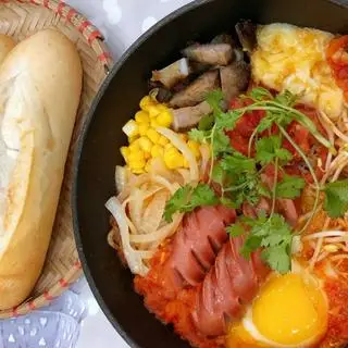 Hình ảnh Bánh mì chảo đặc biệt