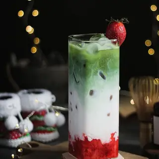 Hình ảnh Matcha latte dâu