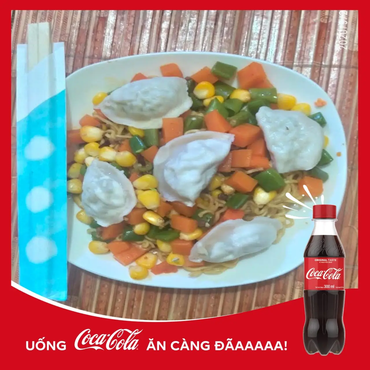 Hình ảnh Mì trộn sủi cảo - coca