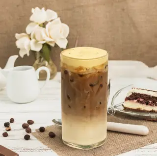 Hình ảnh Cafe bơ hạnh nhân