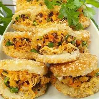 Hình ảnh Combo 6 cái xôi chiên nhân thịt - chà bông