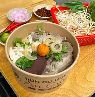 Hình ảnh Tô đầy đủ