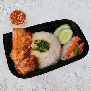 Hình ảnh Cơm ba rọi mắm tỏi