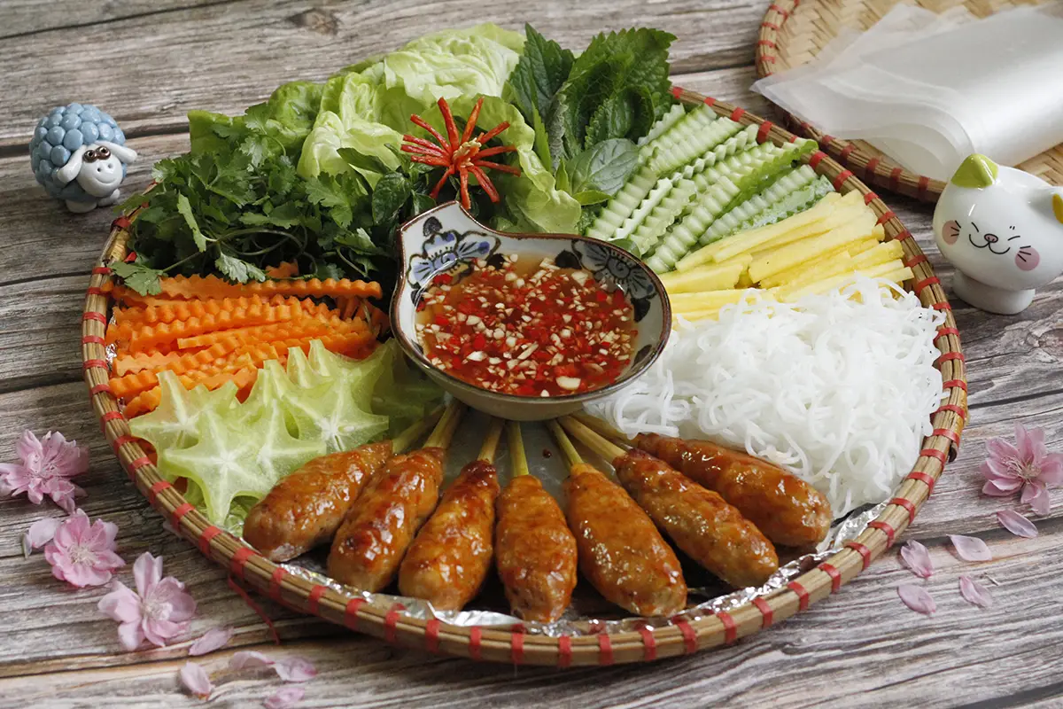 Hình ảnh Bún nem lụi