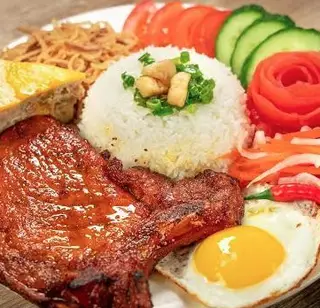 Hình ảnh Cơm sườn bì chả trứng 