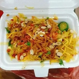 Hình ảnh Bánh tráng trộn chả bò