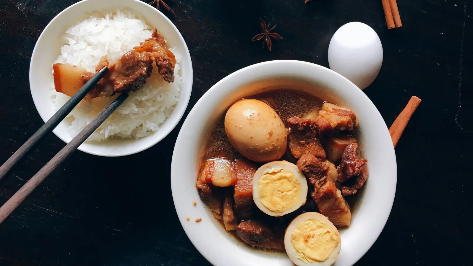 Hình ảnh Cơm thịt kho tàu