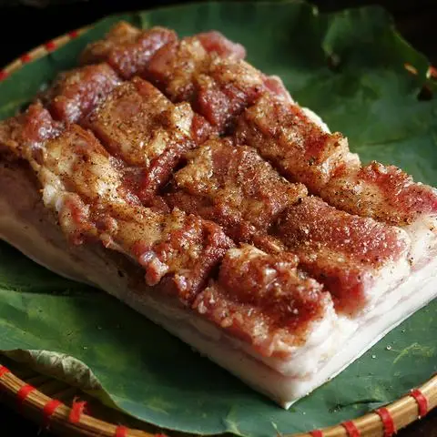 Hình ảnh Ba Chỉ Nướng Giòn Bì - Đình Phong Phú