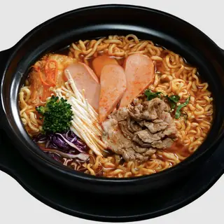Hình ảnh Mì kim chi bò