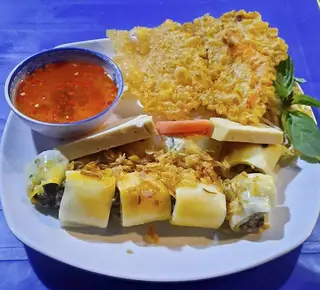 Hình ảnh Bánh cuốn trứng