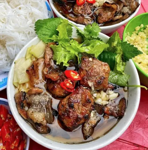 Hình ảnh Bún Chả Hà Nội - Đường Số 4