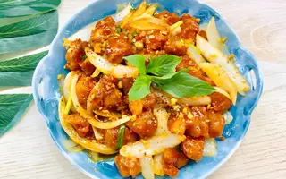 Hình ảnh Sụn gà chiên nước mắm