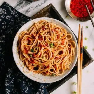 Hình ảnh Mì trộn sốt sate