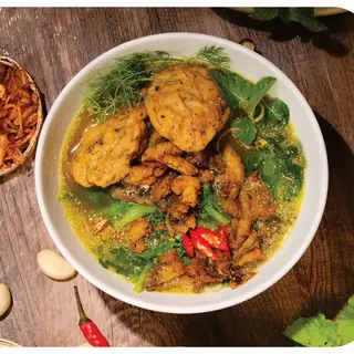 Hình ảnh Tô truyền thống - chả cá