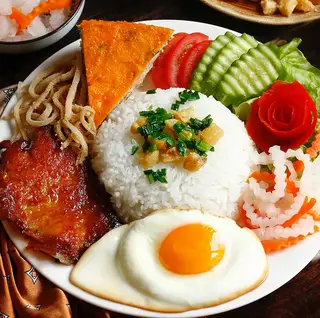 Hình ảnh Cơm sườn bì chả trứng