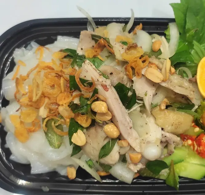 Hình ảnh Bánh ướt gà xé + 01 Pepsi