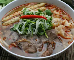 Hình ảnh Bún bò gân chả