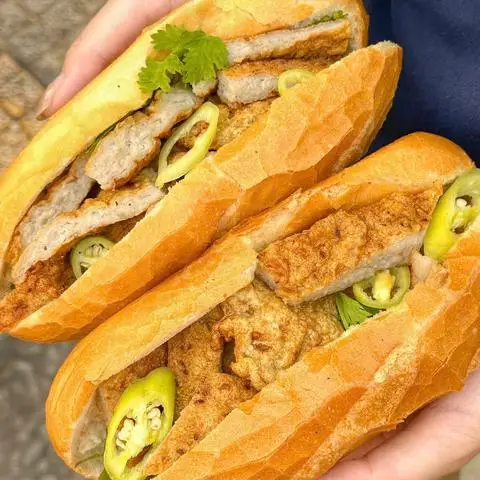 Hình ảnh BÁNH MÌ CHẢ CÁ QUẬN 6 - BÉ HỒNG - Mai Xuân Thưởng