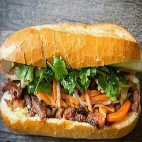 Hình ảnh Dương Gia Quán - Bánh Giò Nóng, Bánh Mỳ & Trứng Lộn - Phan Văn Trường