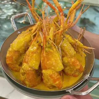 Hình ảnh Tôm càng sốt hoàng kim