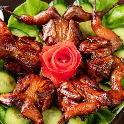 Hình ảnh Cút Chiên Bơ Dì Tư - Lãnh Binh Thăng