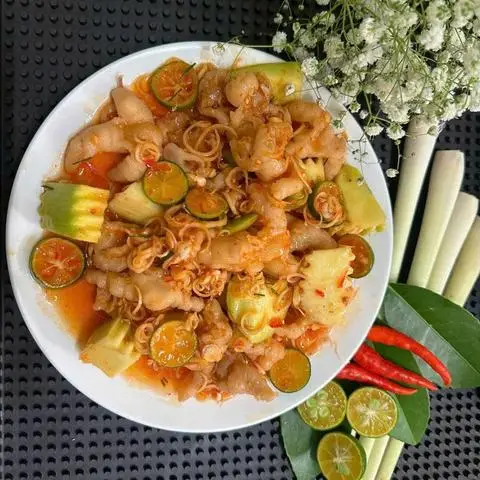 Hình ảnh Chân Gà Sốt Thái Bảo Ngọc - Tân Kỳ Tân Quý