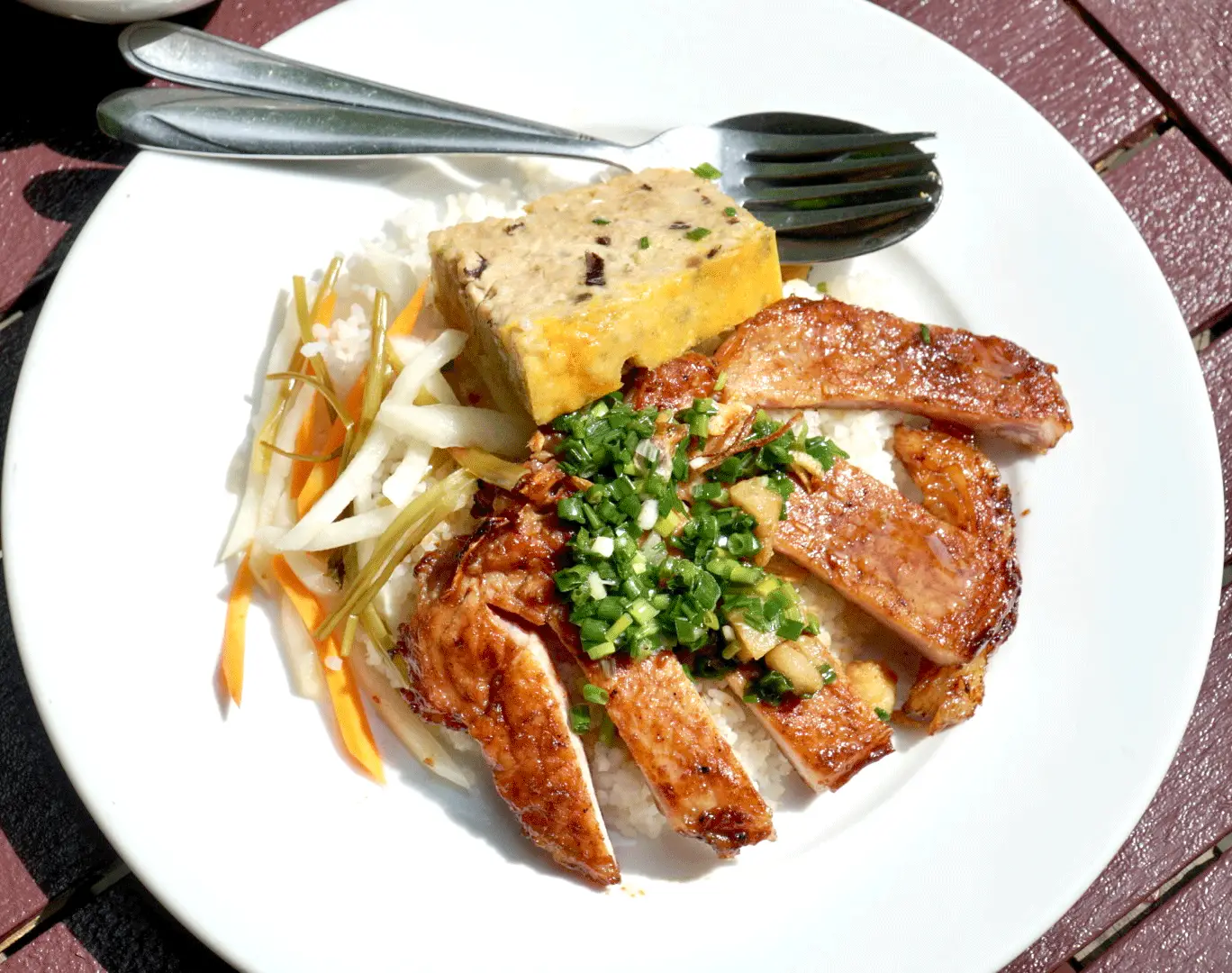 Hình ảnh Cơm sườn chả