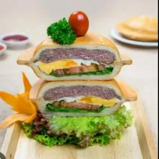 Hình ảnh Hambuger bò trứng