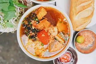 Hình ảnh Bún riêu cua đầy đủ ( không xương, giò)