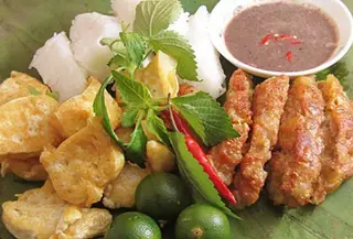 Hình ảnh Bún đậu chả cốm