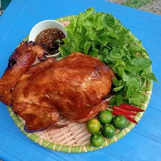 Hình ảnh Gà ta nướng ngũ vị - nửa con