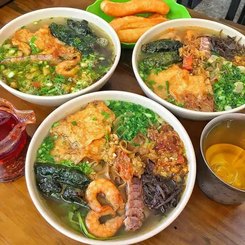 Hình ảnh Bánh Đa Cua Hải Phòng Quán - Quang Trung