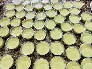 Hình ảnh Bánh flan 12c nhỏ