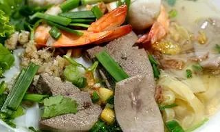 Hình ảnh Mì tươi thập cẩm nước