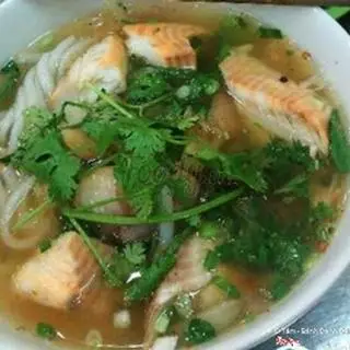 Hình ảnh Bánh canh cá lóc - chả