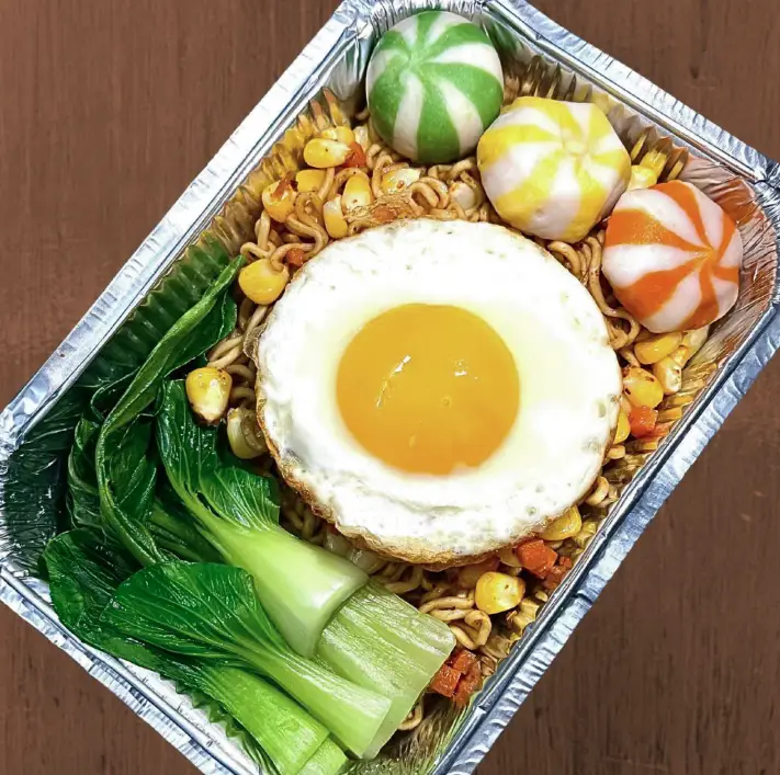 Hình ảnh Mì trộn tam sắc