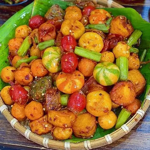 Hình ảnh Đồ Ăn Vặt, Cá Viên Chiên & Chân Gà Sốt Thái Food - Tân Hòa Đông